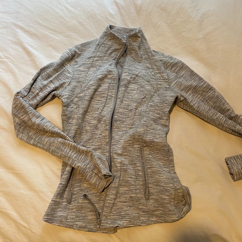 Lululemon Define Jacket in gray, Size 2/Small